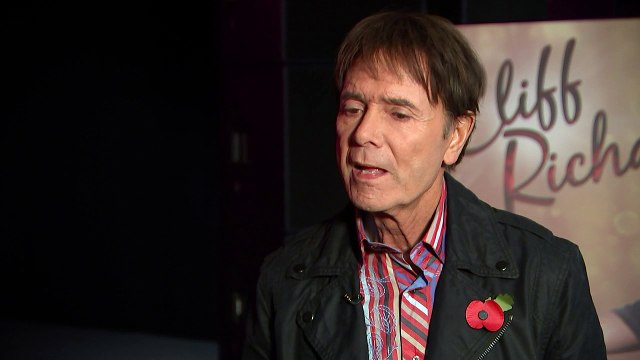 Sir Cliff Richard pays tribute to Leonard Cohen