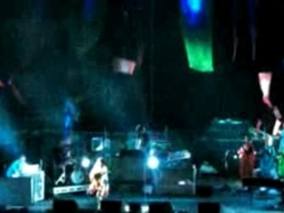 BJORK Nimes 23-08-2007 hidden place