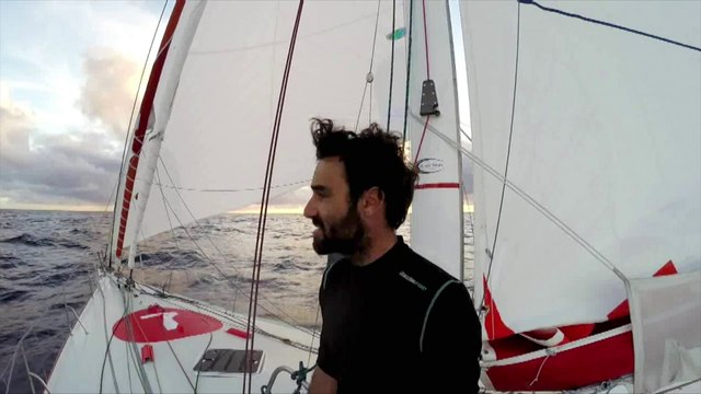 Coucher de soleil pour Alan Roura / Vendée Globe