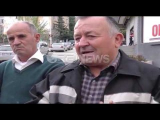 Ora News – I jepet lamtumira naftëtarit në Mallakastër, vdiq nga shpërthimi i rafinerisë