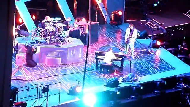 Muse - I Belong to You, Paris Stade de France, 06/12/2010