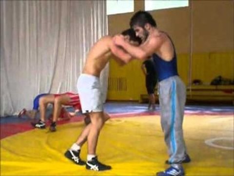 Армяне на тренеровке. Вольная Борьба