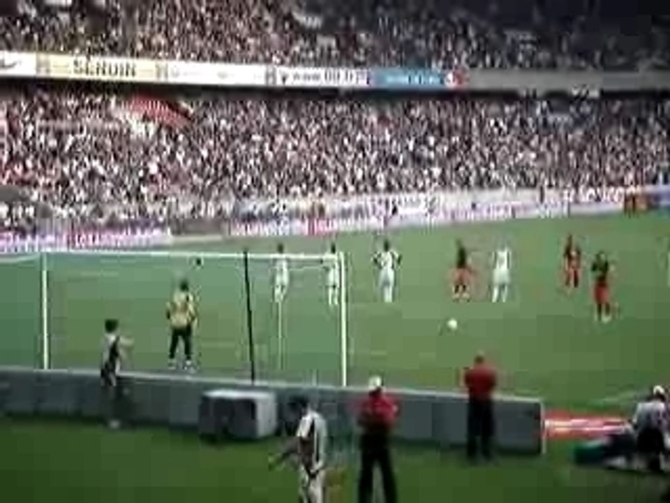 Péno raté de Pedro