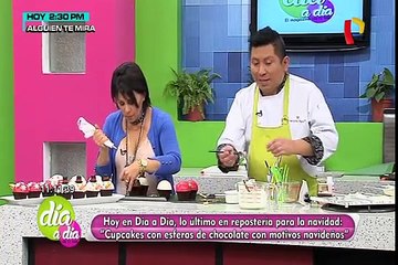 Receta para preparar cupcakes con esferas de chocolate, ideal para Navidad