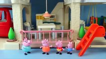 Peppa Pig Play-Doh Bugs and New House Peppa Pig Park Playground DisneyCarToys