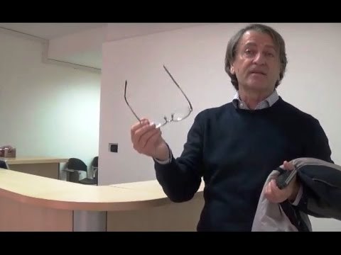 Aversa (CE) - Il sindaco mostra il nuovo Centro per l'Impiego (11.11.16)