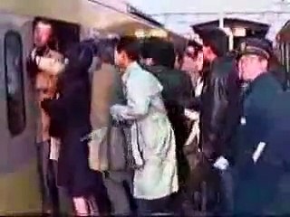 oshiya tokyo train pushing