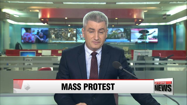 Hundreds of thousands gather in Seoul to demand president's resignation over scandal