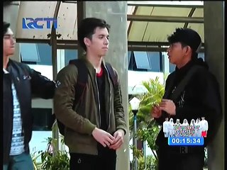 Scene Boy n Mondy AJ702703