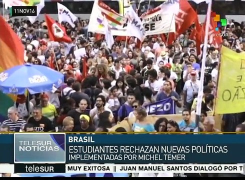 Brasileños repudian el congelamiento de la inversión pública