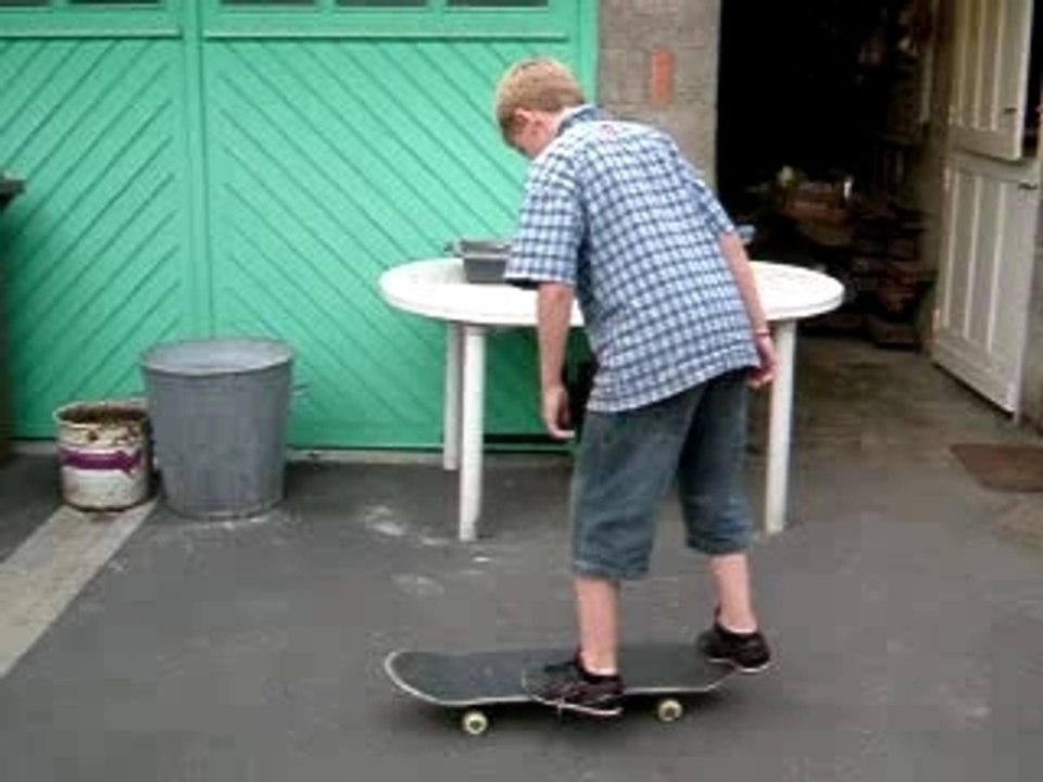 KICK FLIP POURRI EN SKATE