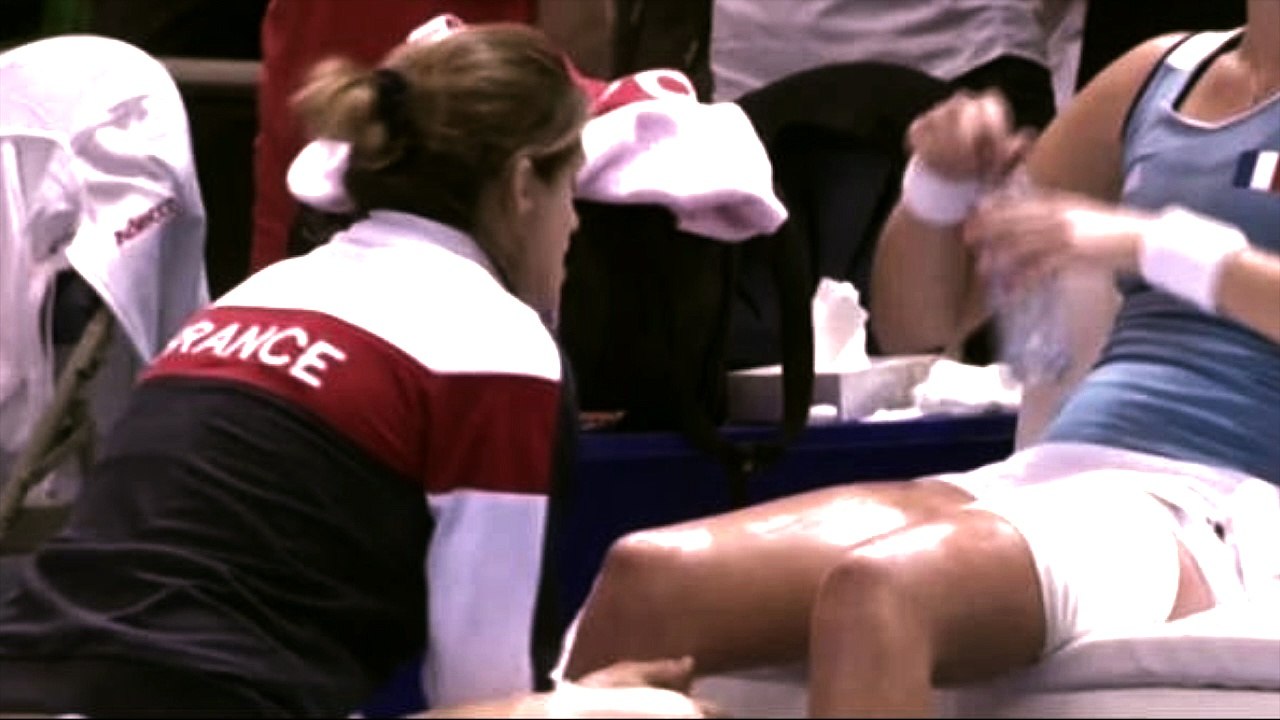 Fed Cup - finale 2016 - Amélie Mauresmo : "Capitaine, coach, masseuse ! Faut tout savoir faire dans ce métier"