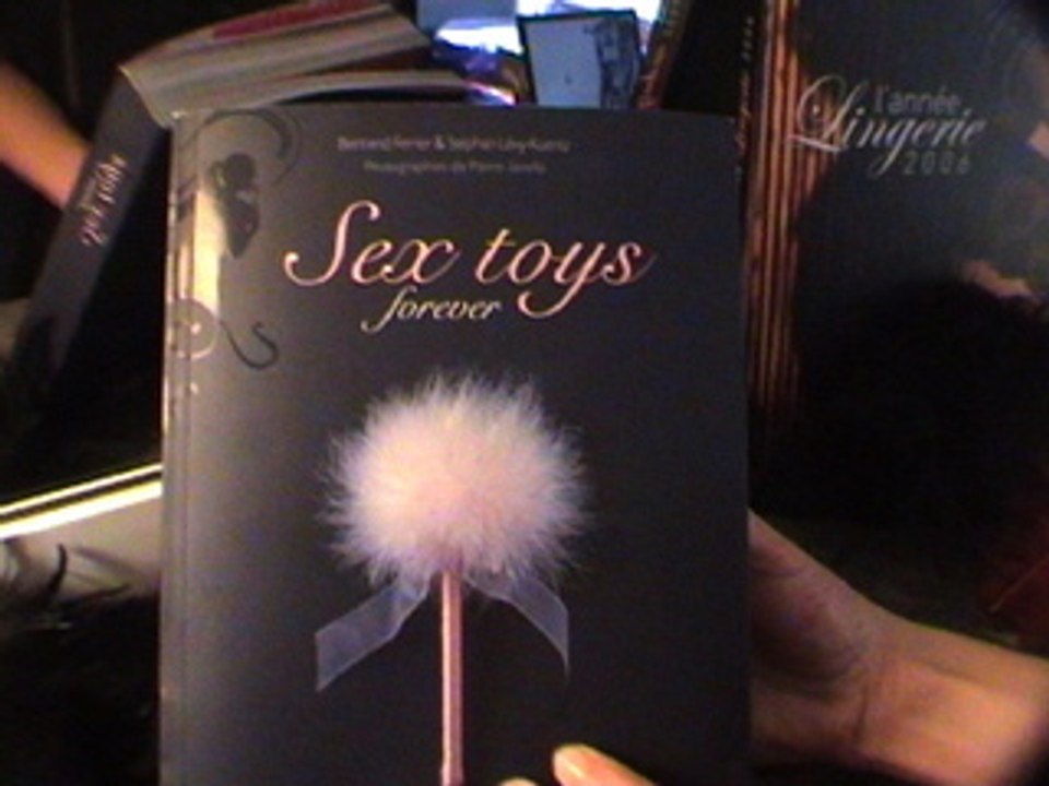 FRENCH LOVER ? FRENCH KISSER !