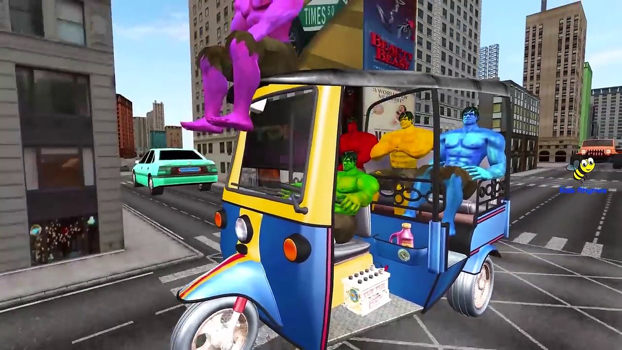 Hulk Vs Spiderman Incredible Street Fighting | Hulk And Spiderman Destroying Cars And Fight To Death