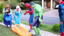 Frozen Elsa KINDER SURPRISE EGGS BATH! w Spiderman Anna Hulk Superman! Real Life Superheroes