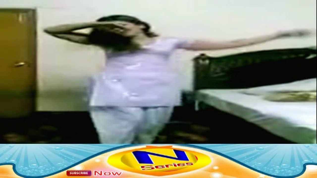 Pashto Hot Girl Mast Dance At Home With Afghan Pashto Song