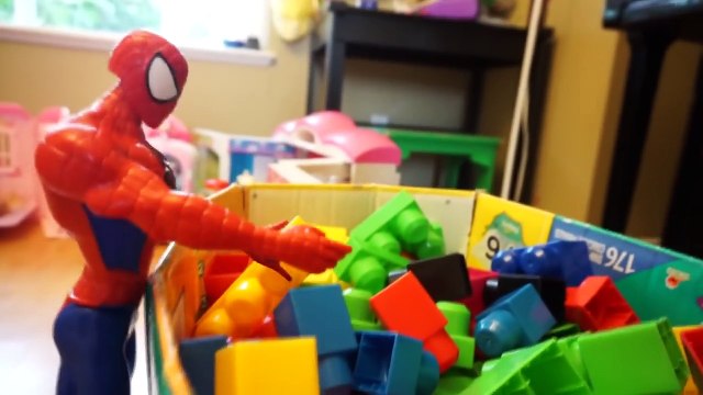 Baby Alive,Barbie,Frozen Elsa,Spiderman Loses Head,Freaks Out w Joker Girl Funny Toys Show & Prank