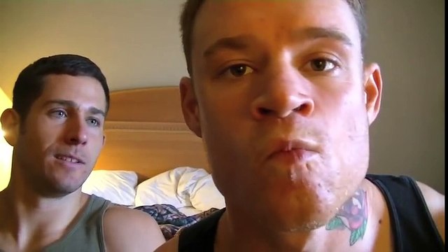 Chest, Arms, and Abs workout with the Hodgetwins aka TMW