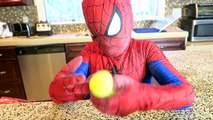 Spiderman Loses His Costume w Spiderman vs Joker vs Pink Spidergirl Fun Superheroes