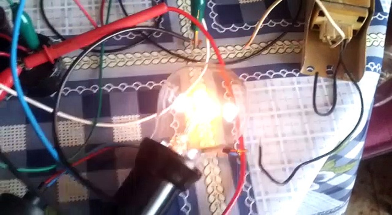 Potente ladron de julios y la misteriosa energía radiante