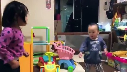 Karate yapan abla kardeş!