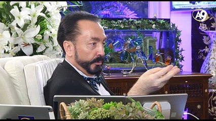 Savaşta Peygamber efendimizin zırhsız düşmanın ortasından aslan gibi çıkması mucizedir.