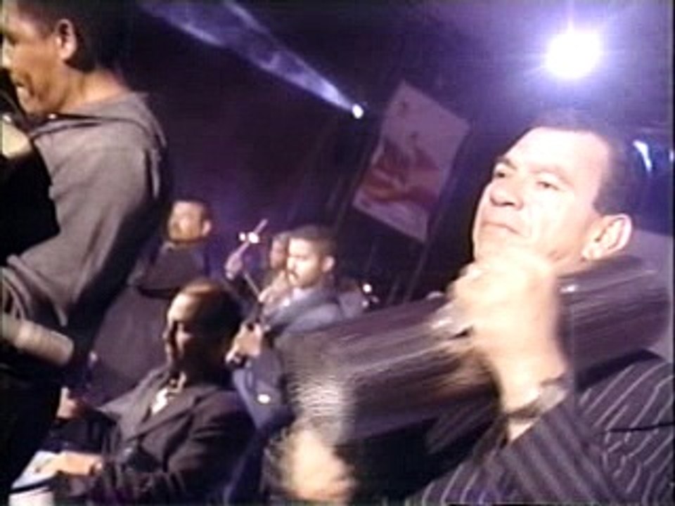 QUIERO  QUE  SEAS  MI  ESTRELLA  (JEAN CARLOS CENTENO BINOMIO)