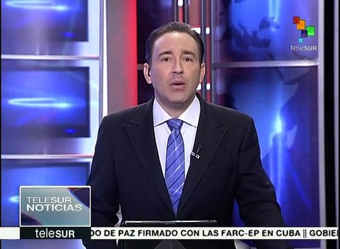 Activistas mexicanas realizan performance contra feminicidios