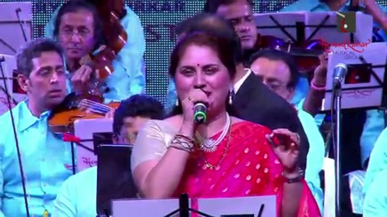 Akhyon K Jharokon Se.. Gauri Kavi