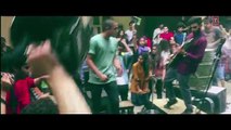 AANKHEIN MILAYENGE DARR SE Video Song   NEERJA   Sonam Kapoor   Prasoon Joshi   T-Series (2)