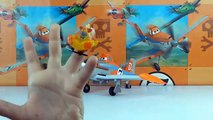 Planes Finger Family / Nursery Rhymes