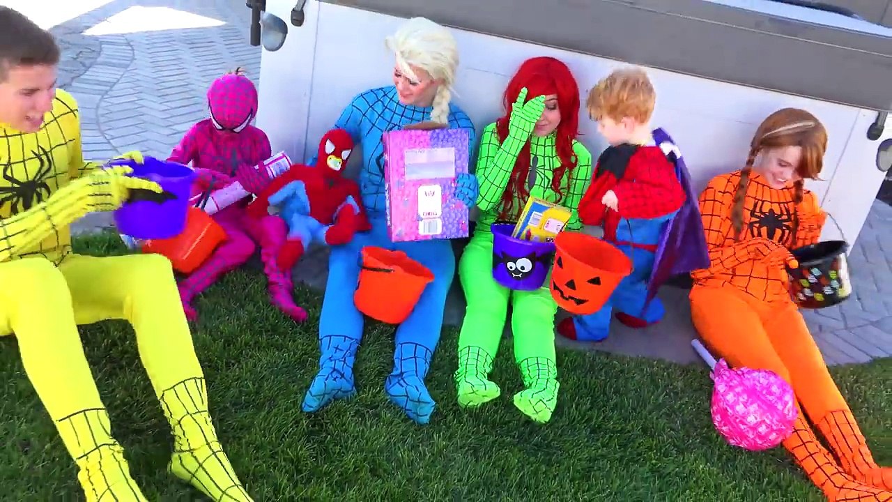 Disney Princesses and Frozen Elsa becomes SpiderELSA goes to jail! Superhero Compilation! spiderman