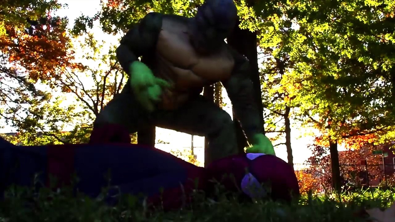 GUARDIANS Of The GALAXY w/ SPIDERMAN In Real Life - Wolverine - Logan IRL - Superheroes