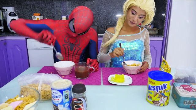 Spiderman becomes a bad baby VS Doctor Syringe! Spider Baby is Sick w/ Baby Frozen Elsa & Anna