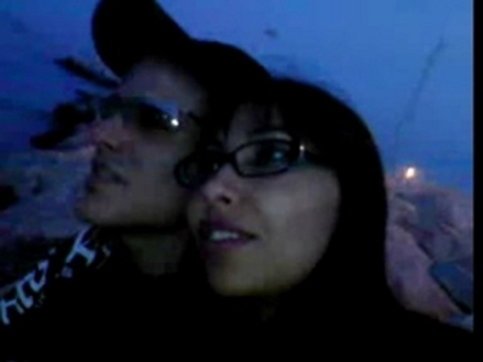 Tina&gg face a la mer