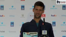 Novak Djokovic um bocado irritado com as perguntas dos jornalistas