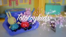 Pig George da Familia Peppa Pig Brincando de Fantasminha !!! Em Portugues Tototoykids