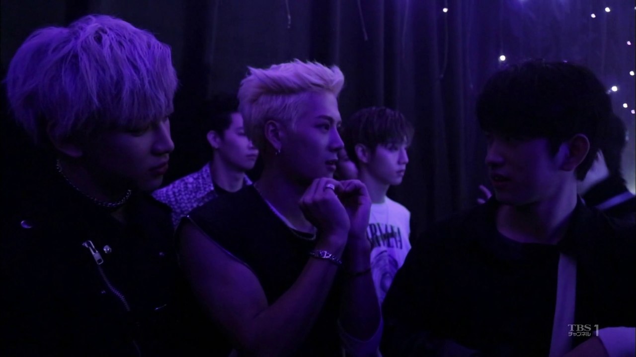20161113 BEHIND THE SHOW GOT7