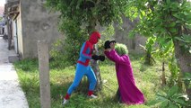 Spiderman vs Joker Pranks Frozen Elsa vs Pinks SpiderGirl Catwomen Dress Fun Superheroes