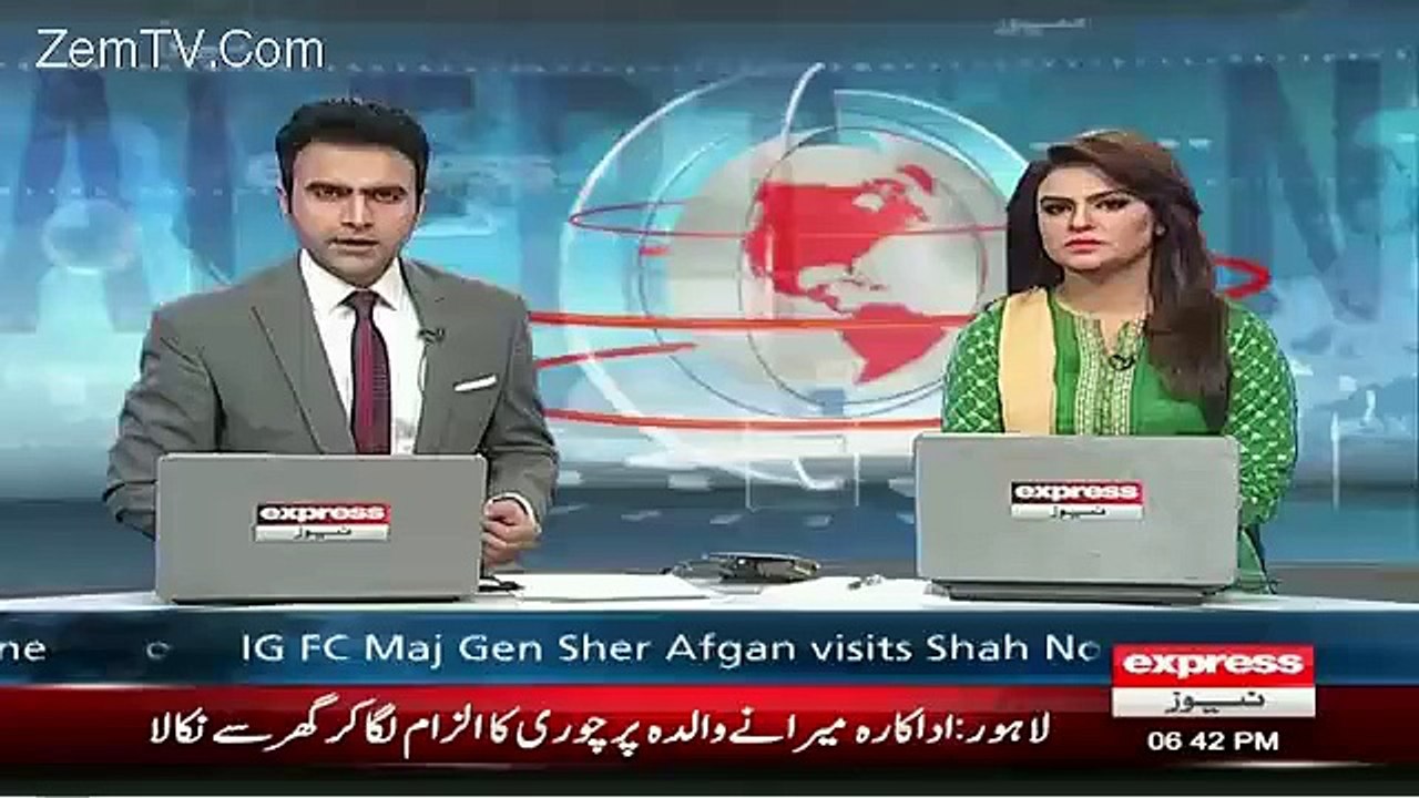 Actress Meera Misbehaves With Her Mother