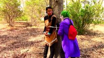 Spiderman vs Joker Pocahontas Kidnapped Snake attack Spiderman to the rescue