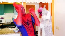 SPIDERMAN BATTLE JOKER !! Toy Freaks Family w/ Bad Baby FOOD FIGHT vs Frozen Elsa & Hidden Egg