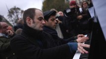 Revivez le concert improvisé place de la République pour le 13 novembre