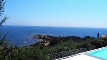 Sainte-Maxime 83120 - A VENDRE villa contemporaine - Vue mer panoramique - Face aux plages de la Nartelle