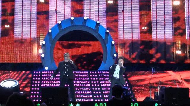 Сергей Минаев & Владимир Маркин - Попурри ( Дискотека 80-х Авторадио 2011, Москва)