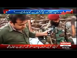 Pakistani SSG commando eating snake  2016. Pak Army Commandos