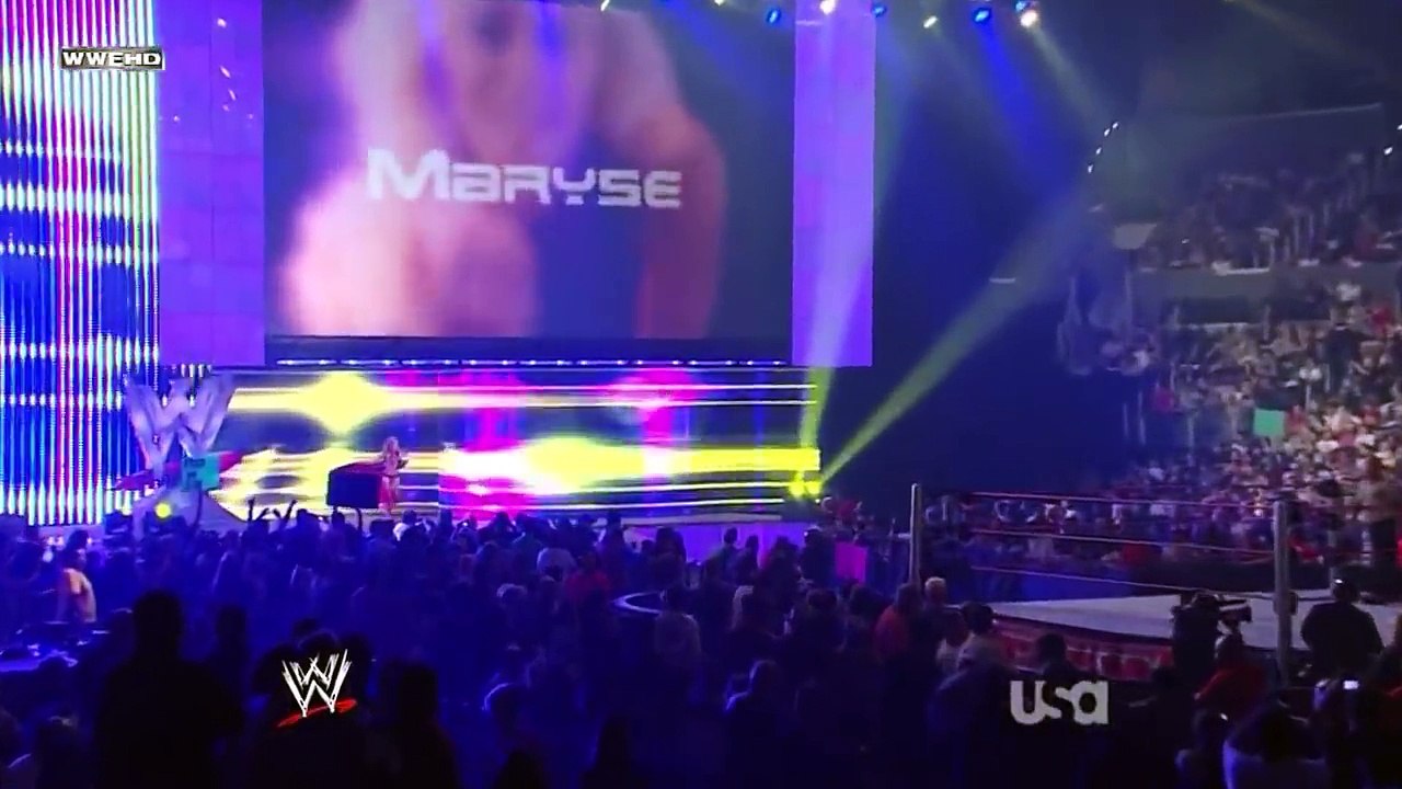 WWE RAW Kelly Kelly vs Maryse Divas Championship Match