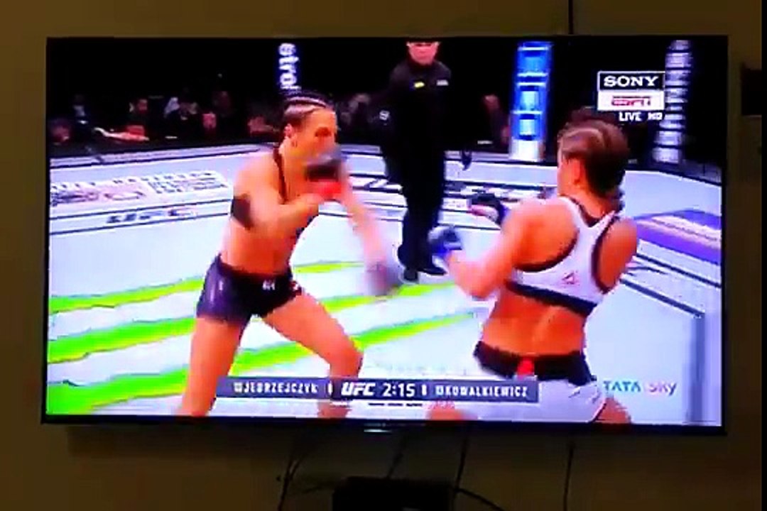 Joanna Jedrzejczyk vs Karolina Kowalkiewicz UFC 205 Full Fight