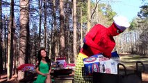 Spiderman & Frozen Elsa /w pink spidergirl - Joker spiderbaby got kidnapped in real life 1