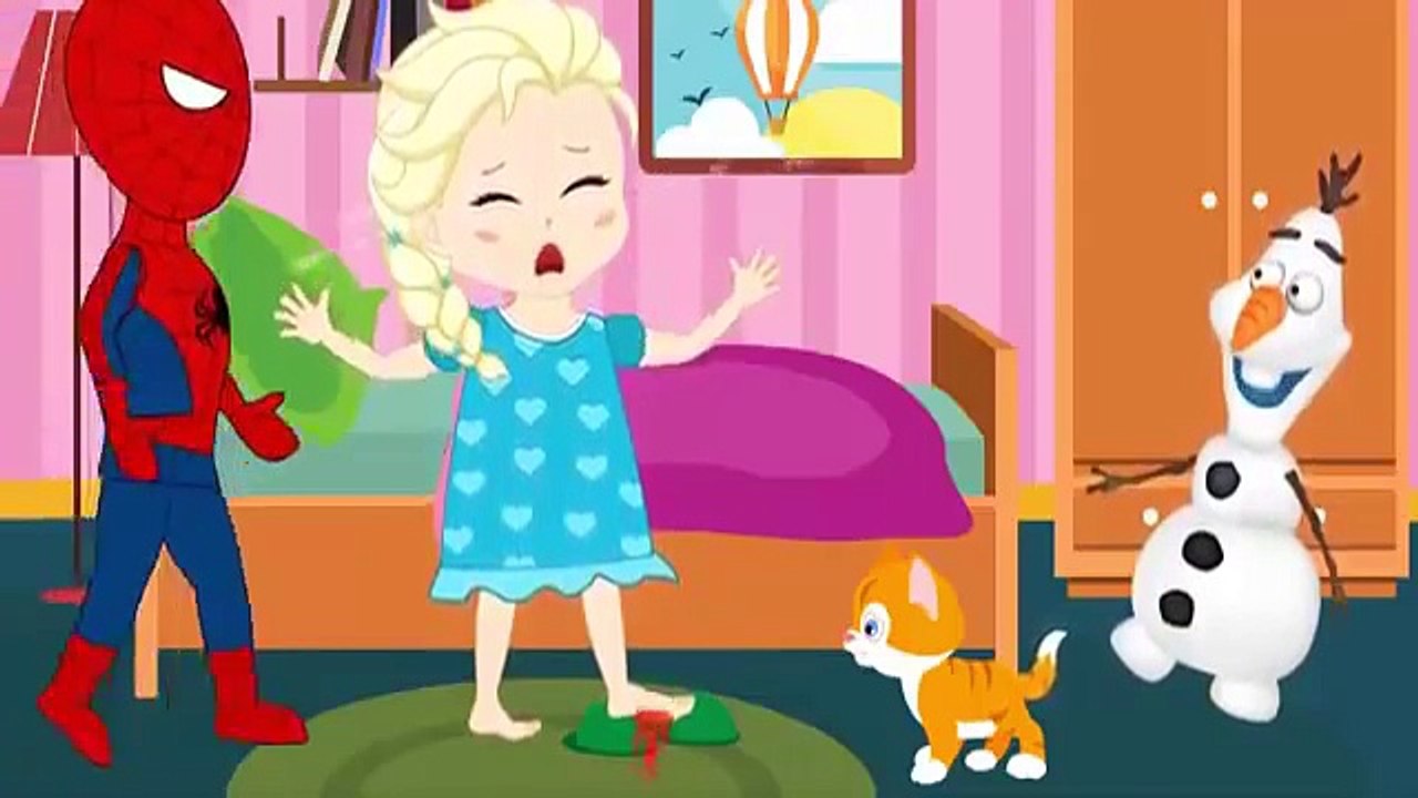 #Frozen Elsa Bitten Foot by Cat Funny Animation - Finger Family